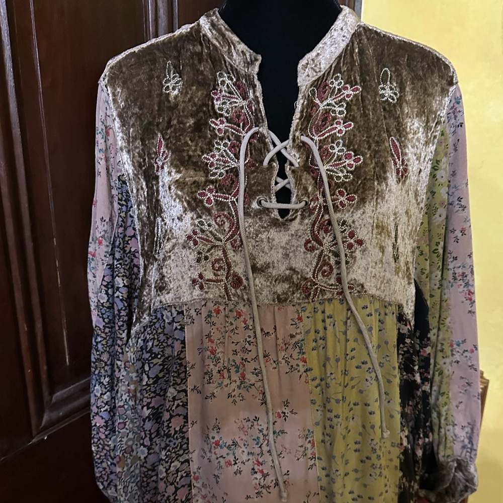 Young Threads Boho Embroidered Patchwork Floral D… - image 2